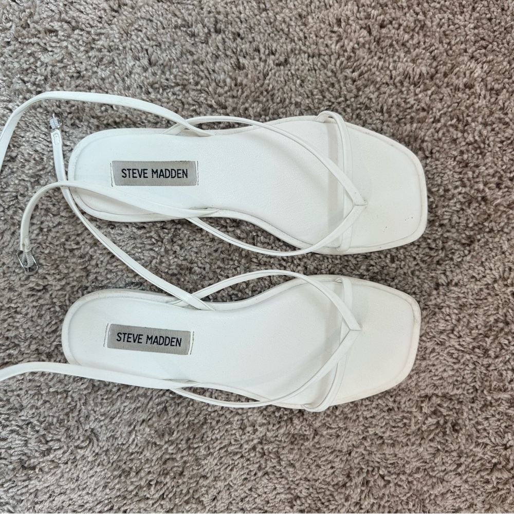 Steve Madden White Sandals